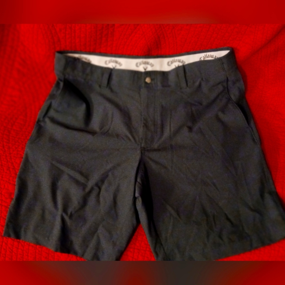 Callaway Men's Black Golf Shorts Size 38.     FF315